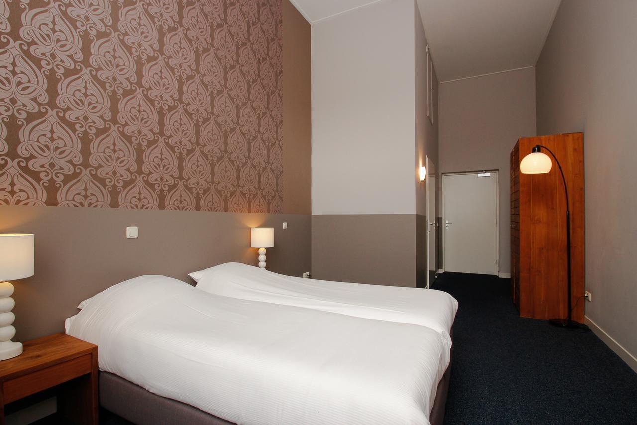 Hotel Aan De Singel Делфзейл Екстер'єр фото